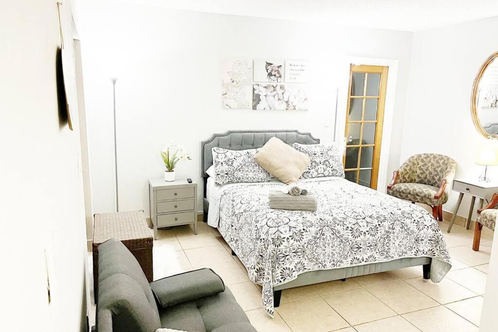 Villa Amazing & Cozy Duplex Near Zoo Miami ! Exterior foto
